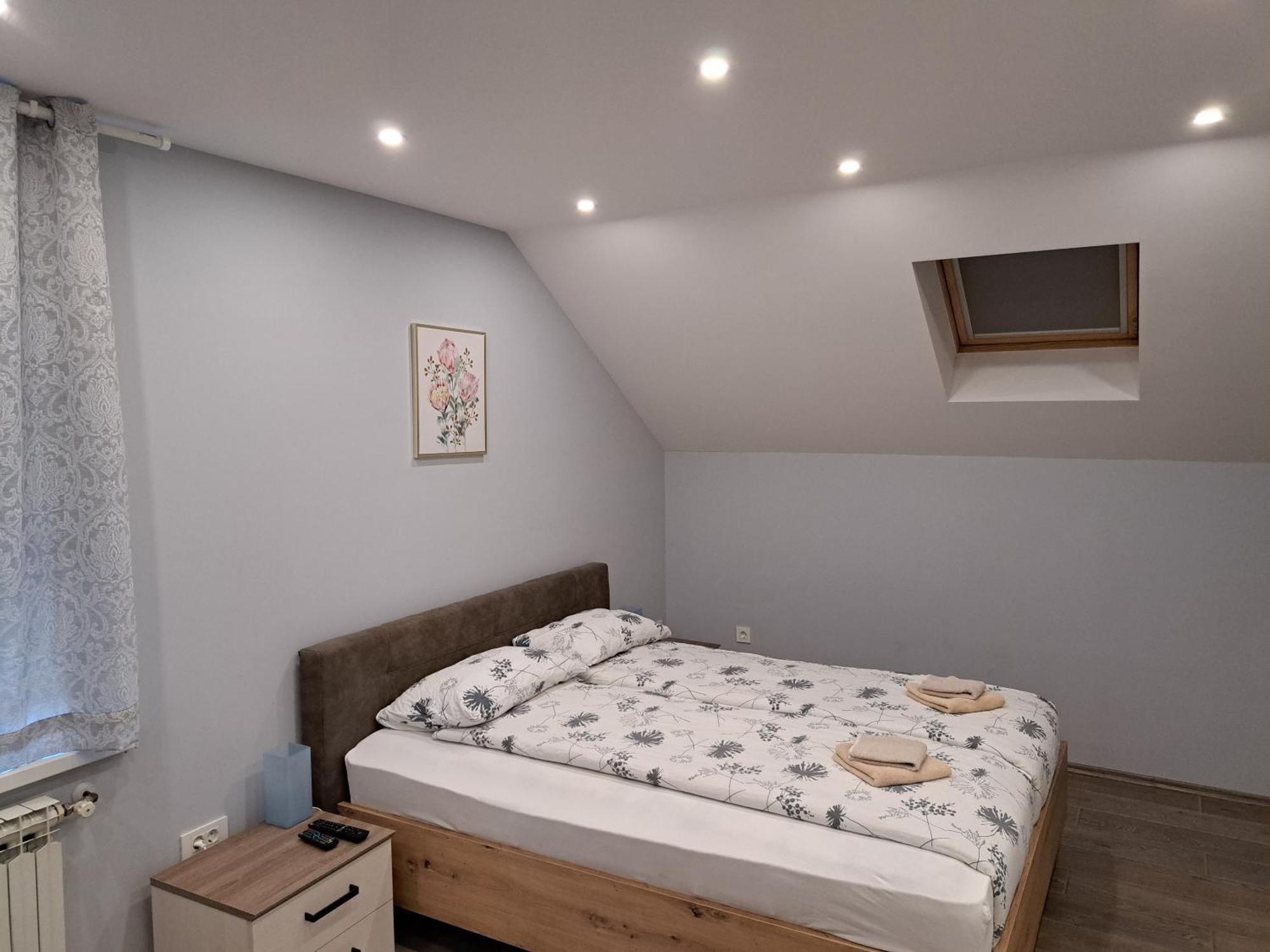 Apartman President คราพินสเก ทอปลิตเซ ภายนอก รูปภาพ