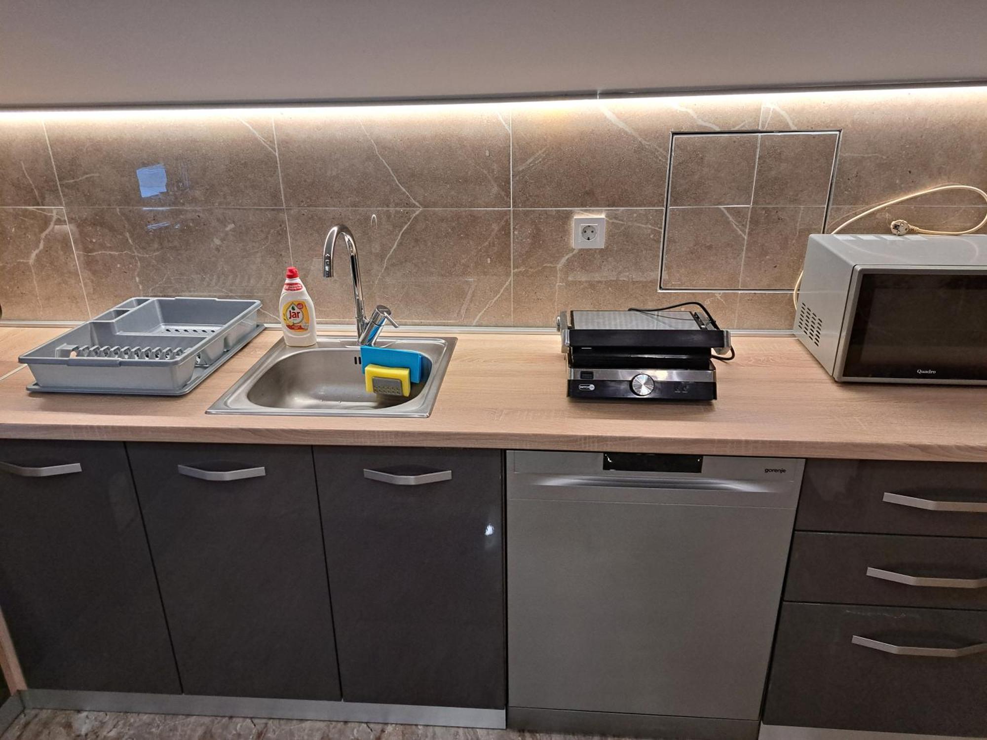 Apartman President คราพินสเก ทอปลิตเซ ภายนอก รูปภาพ